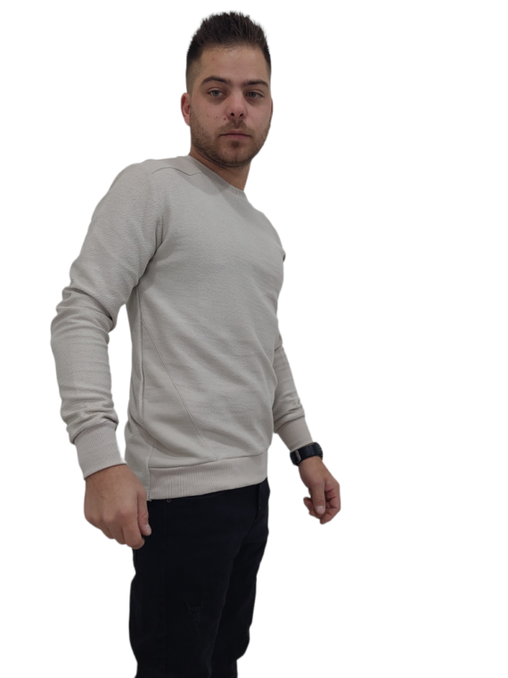 SWEATSHIRTS WITH A DEFOILER