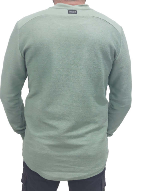 SWEATSHIRTS WITH A DEFOILER