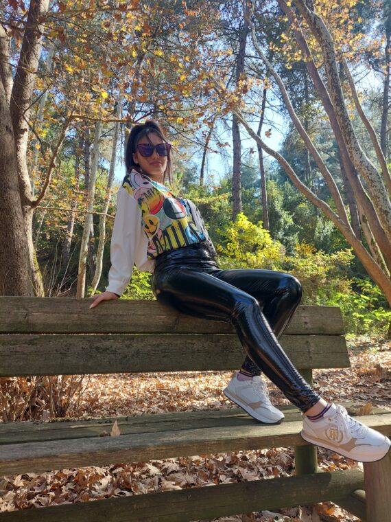 ΚΟΛΑΝ ΒΙΝΥΛ