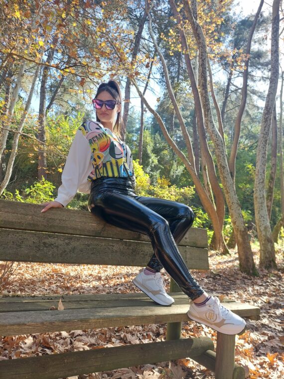 ΚΟΛΑΝ ΒΙΝΥΛ