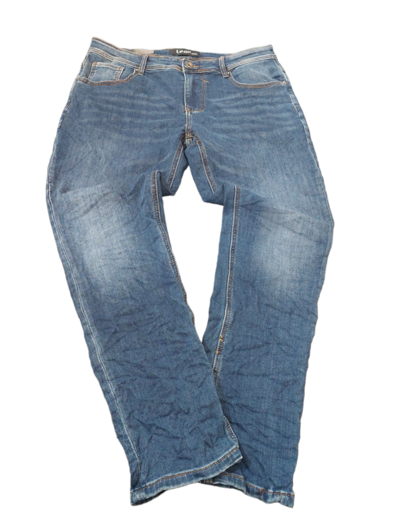 MODERN JEANS