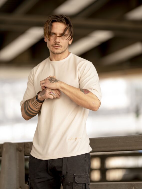 ΑΝΑΓΛΥΦΟ ΚΟΝΤΟΜΑΝΙΚΟ ΜΠΛΟΥΖΑΚΙ