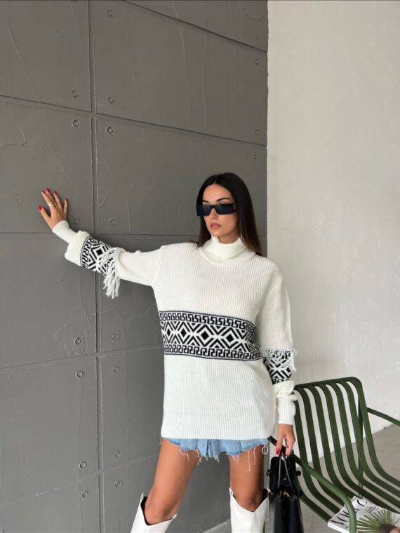KNIT SWEATER