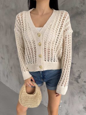 knitted sweater
