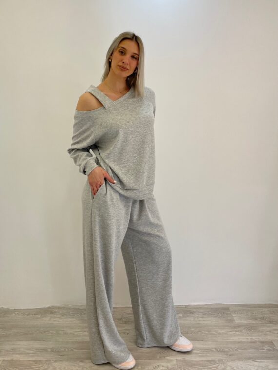 ΓΥΝΑΙΚΕΙΟ ΑΘΛΗΤΙΚΟ ΣΕΤ