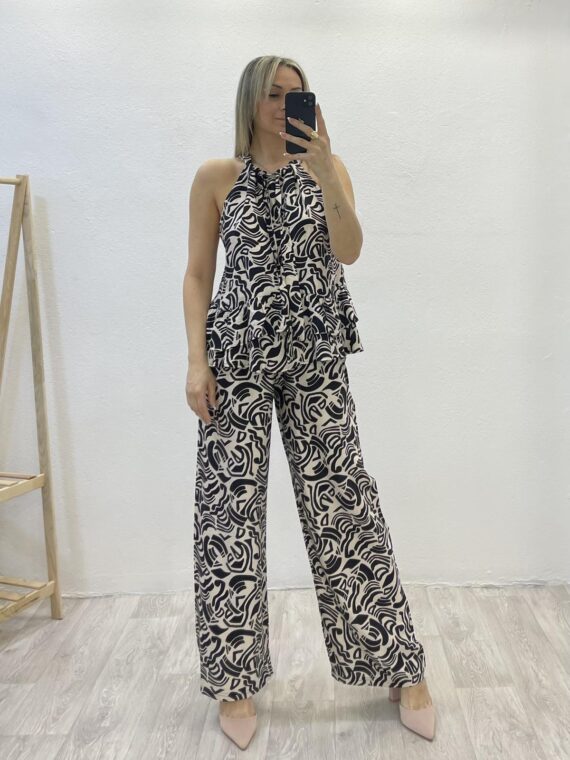 ΓΥΝΑΙΚΕΙΑ ΠΑΝΤΕΛΟΝΑ