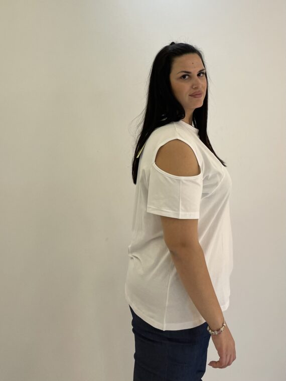 ΜΠΛΟΥΖΑ ΜΕ ΑΝΟΙΓΜΑΤΑ