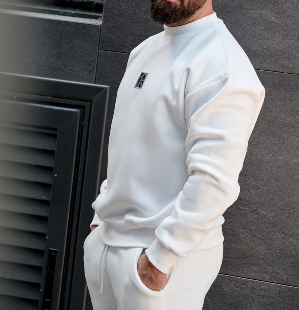 ΚΛΑΣΙΚΗ ΦΟΥΤΕΡ ΜΕ ΣΤΡΟΓΓΥΛΗ ΛΑΙΜΟΚΟΨΗ