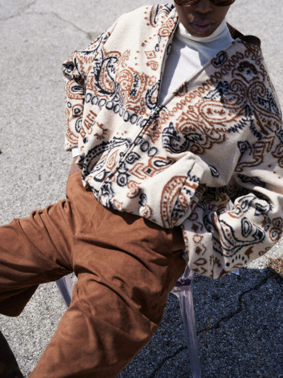 ΜΠΟΥΦΑΝ BOMBER