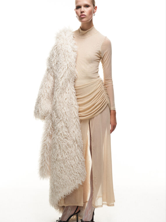 ΜΑΚΡΥ ΠΑΛΤΟ ΑΠΟ ΨΕΥΤΙΚΗ ΓΟΥΝΑ