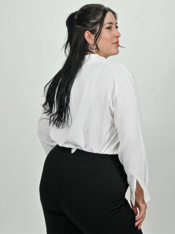 ΠΑΝΤΕΛΟΝΙ ΜΕ V ΣΤΟ ΠΙΣΩ ΜΕΡΟΣ